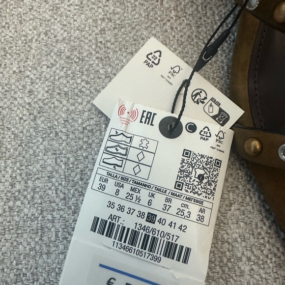 Zara Olive 1.6” Heeled Sandal with Stud Details NWT sz 39/ US 8 Valentino Style - Picture 14 of 16